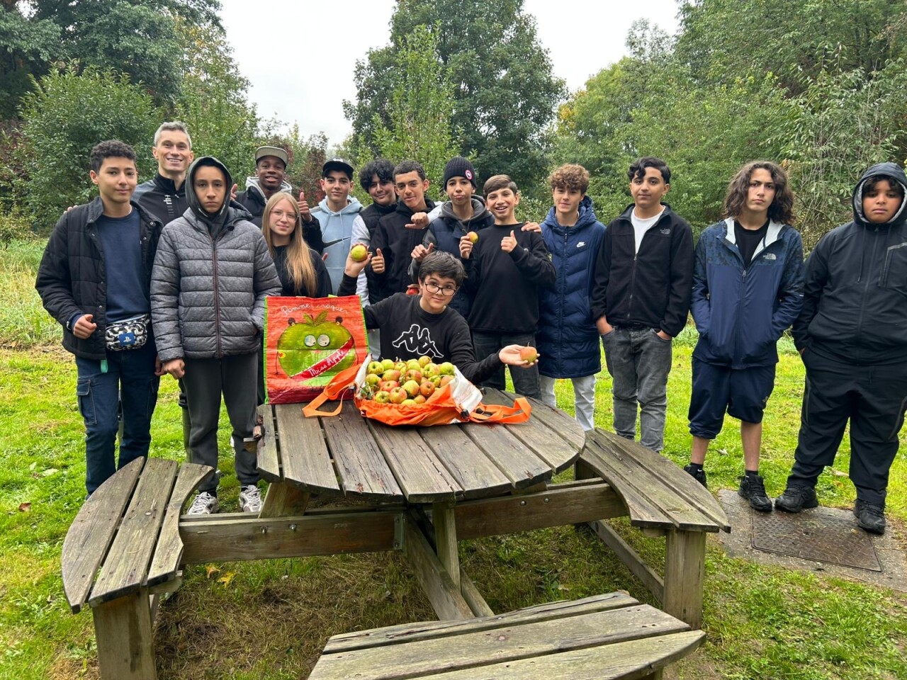 Mission pommes réussie au Verger de Verdi ! 